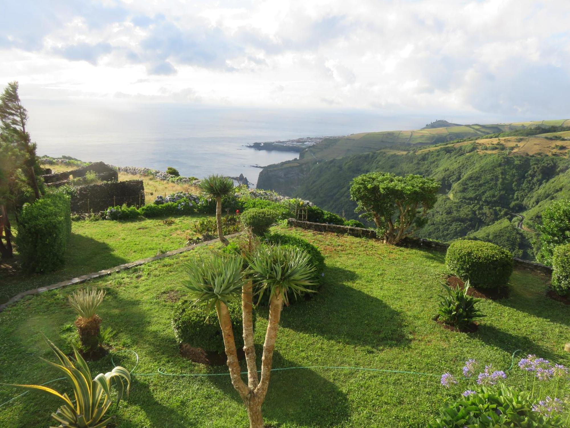 Villa Cedros Санта-Круш-даш-Флориш Экстерьер фото